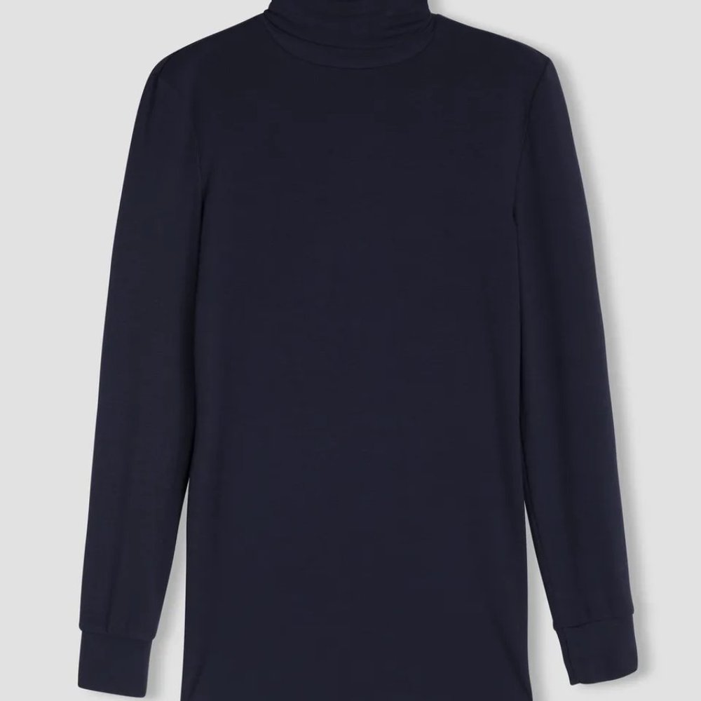Foundation Turtleneck